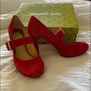 Red strap High heels by Gianni Bini 6.5